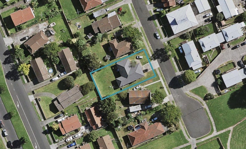 9 Tourmalin Place, Wiri, Auckland - Carousel 1