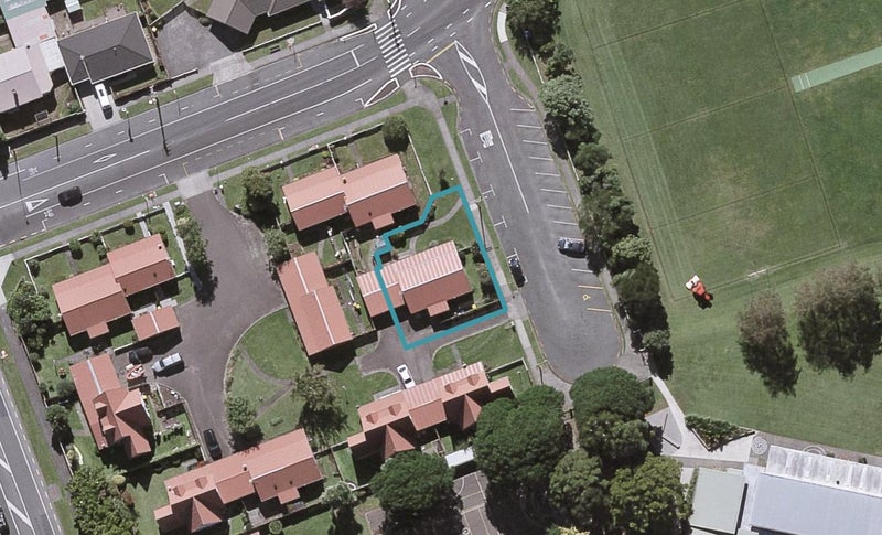 20 Arawa Street, Welbourn, New Plymouth - Carousel 1