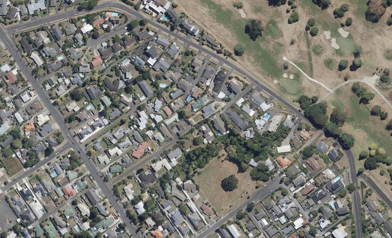 35A St Andrews Terrace, St Andrews, Hamilton - Carousel 1