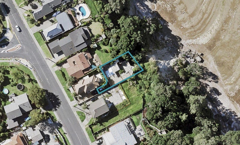 114A Clovelly Road, Bucklands Beach, Auckland - Carousel 1