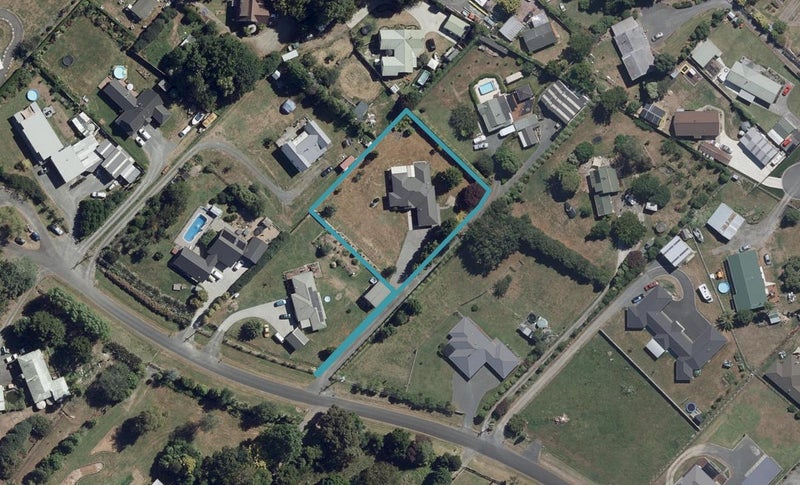20 Law Crescent, Horotiu, Hamilton - Carousel 1