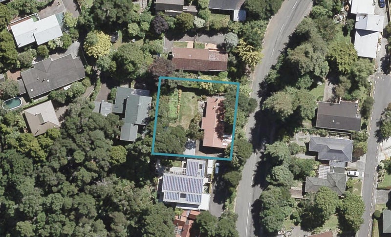 80 Blue Mountains Road, Pinehaven, Upper Hutt - Carousel 1