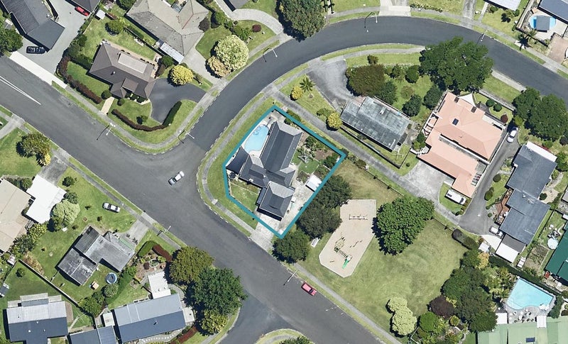 15 Westminster Drive, Bethlehem, Tauranga - Carousel 1
