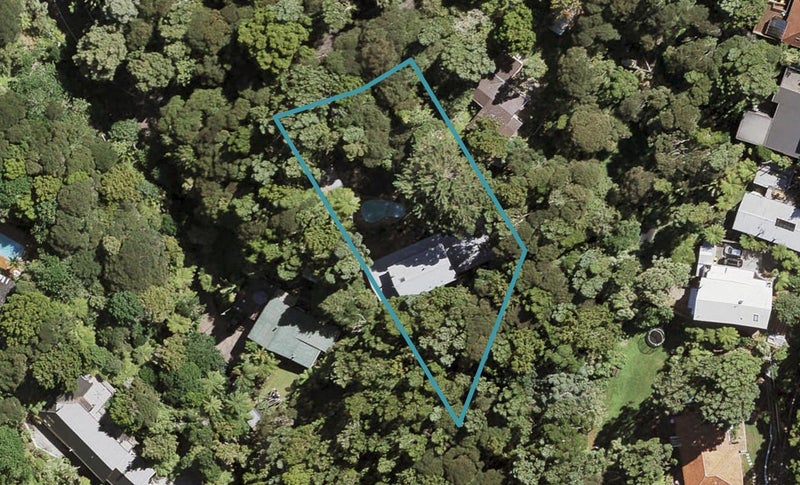 15 Kopiko Road, Titirangi, Auckland - Carousel 1