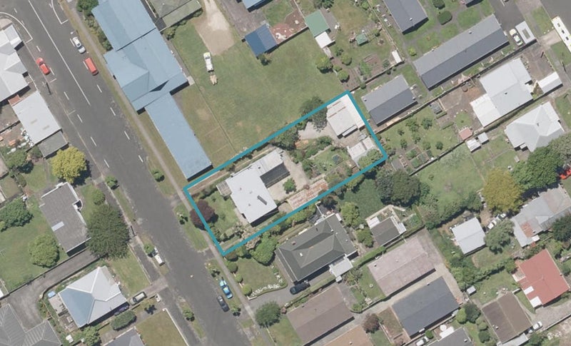 32 Moana Street, Whanganui East, Whanganui - Carousel 1