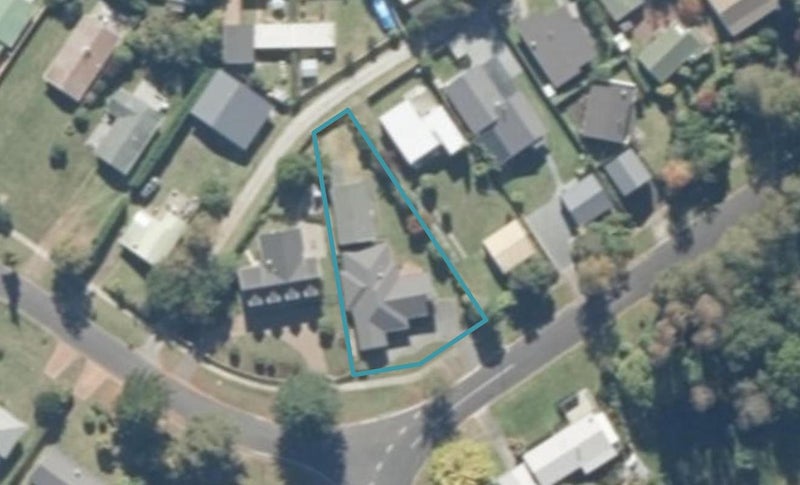 32 Kinloch Road, Kinloch, Taupō - Carousel 1