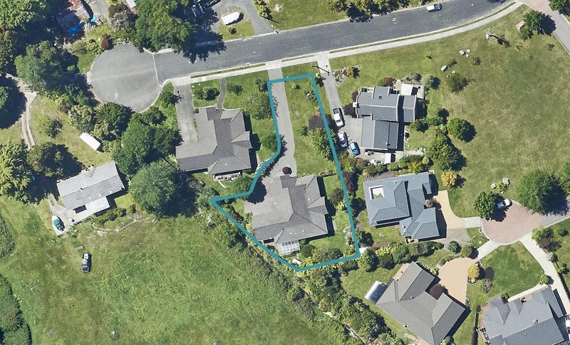 32 Holden Avenue, Holdens Bay, Rotorua - Carousel 1