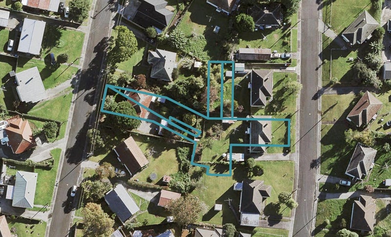 9 Nekuneku Lane, Mount Roskill, Auckland - Carousel 1