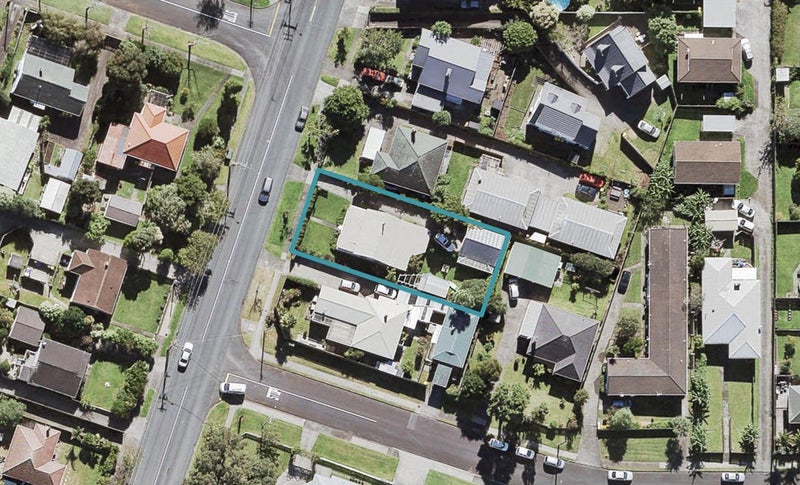 102 Astley Avenue, New Lynn, Auckland - Carousel 1