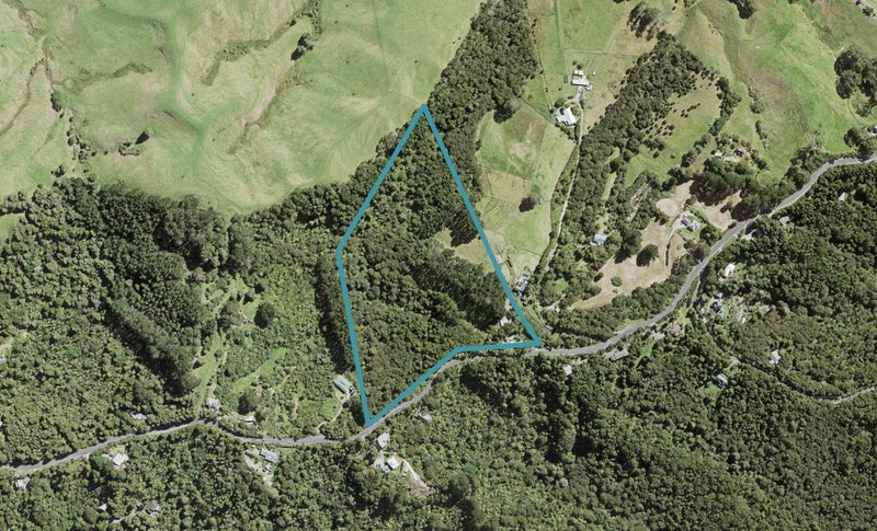 223 Forest Hill Road, Waiatarua, Auckland - Carousel 1