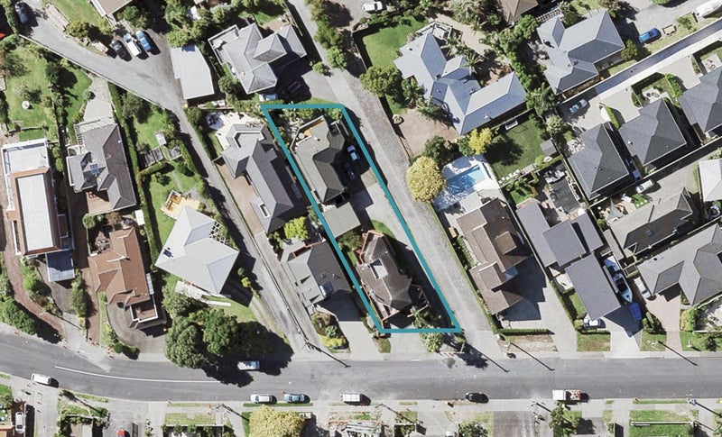 1/36 Devon Road, Bucklands Beach, Auckland - Carousel 1