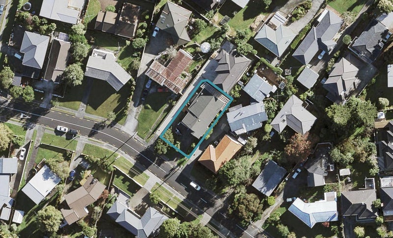 23 James Tyler Crescent, Lynfield, Auckland - Carousel 1