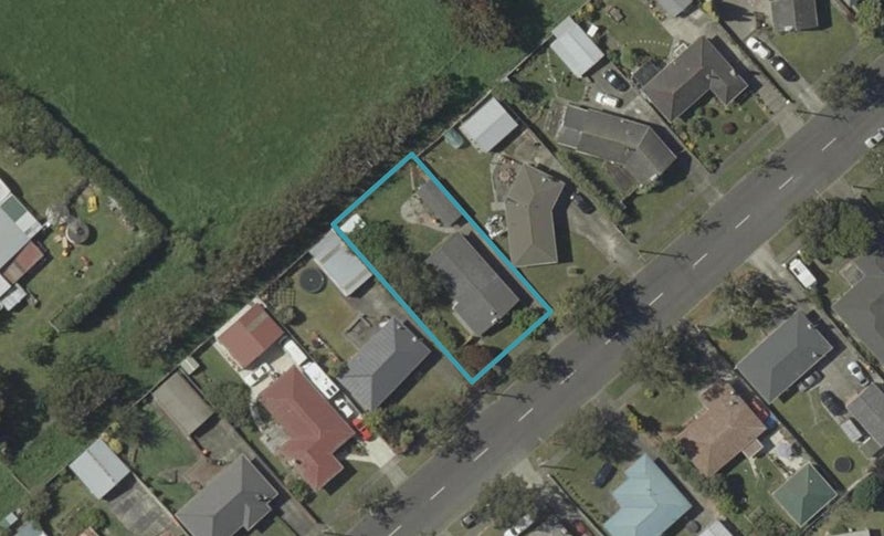 21 Benmore Avenue, Cloverlea, Palmerston North - Carousel 1