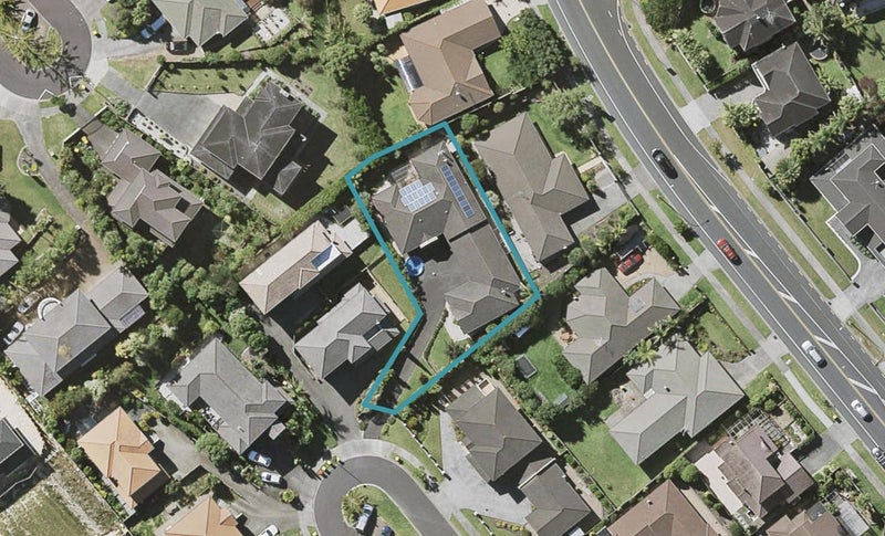 9 Carrigans Close, Pinehill, Auckland - Carousel 1