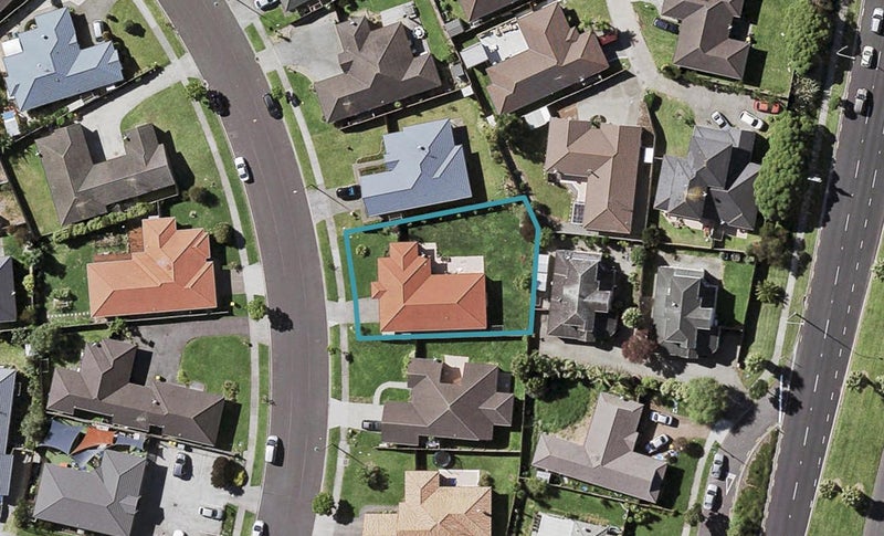 92 Redcastle Drive, East Tamaki, Auckland - Carousel 1