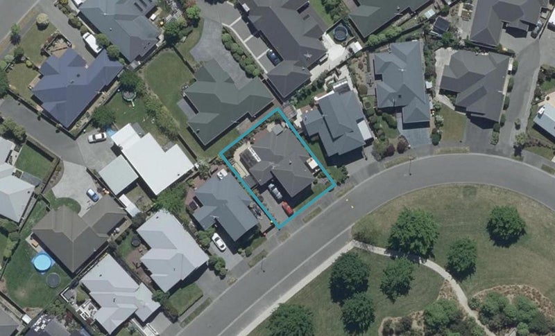 50 Titirangi Crescent, Parklands, Christchurch - Carousel 1