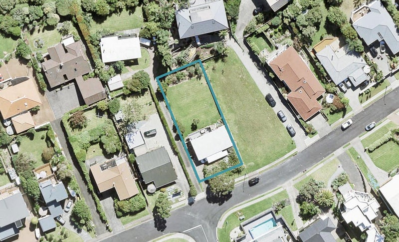 68 Pacific Parade, Army Bay, Whangaparaoa - Carousel 1