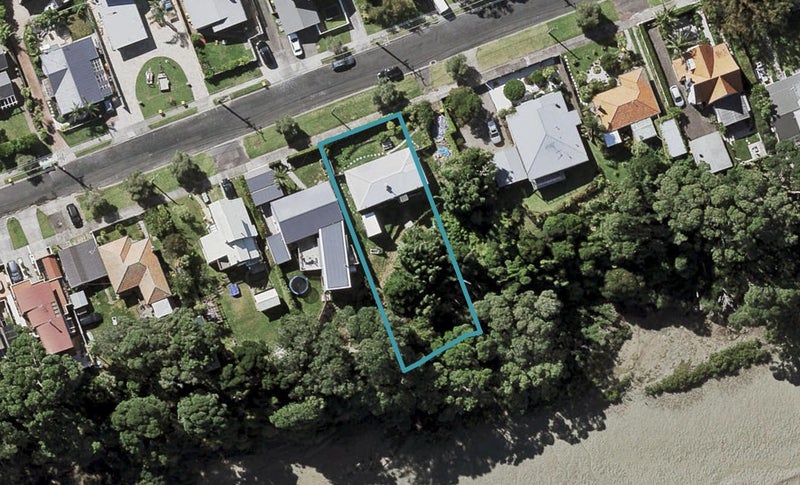75 Ngataringa Road, Devonport, Auckland - Carousel 1