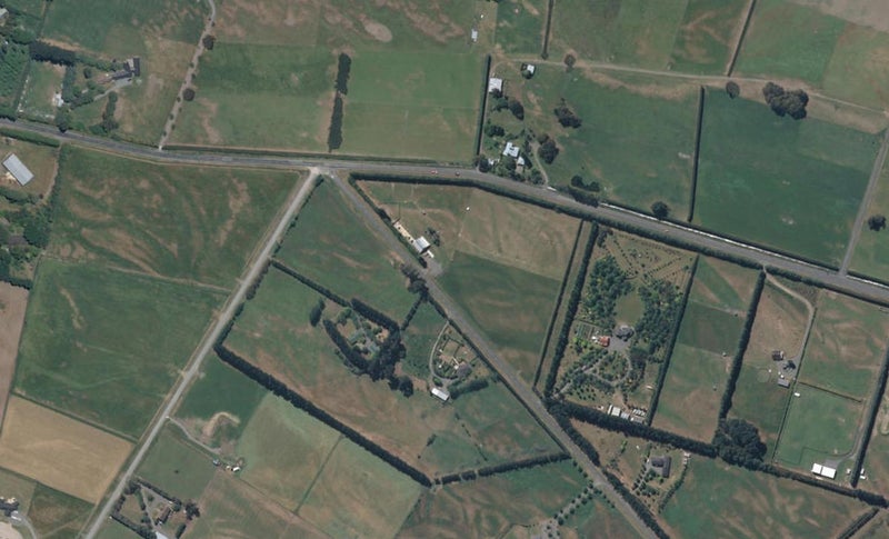 386 Bells Road, Christchurch - Carousel 1