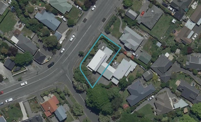 98 Windermere Road, Papanui, Christchurch - Carousel 1