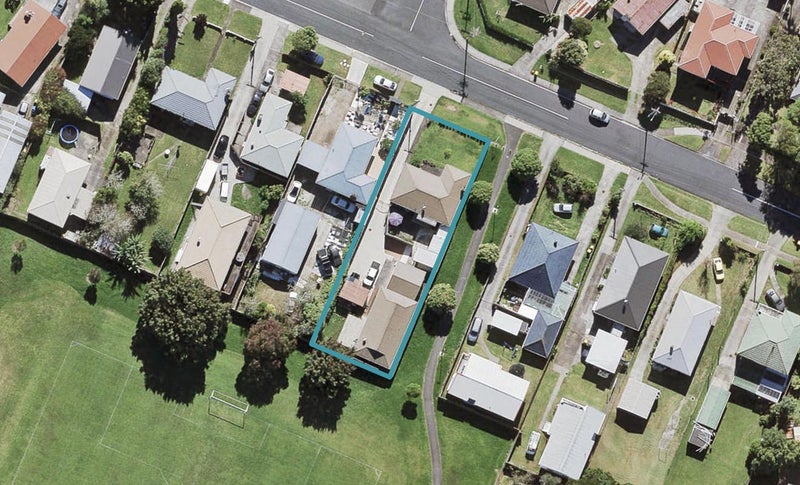 2/26 Brains Road, Kelston, Auckland - Carousel 1