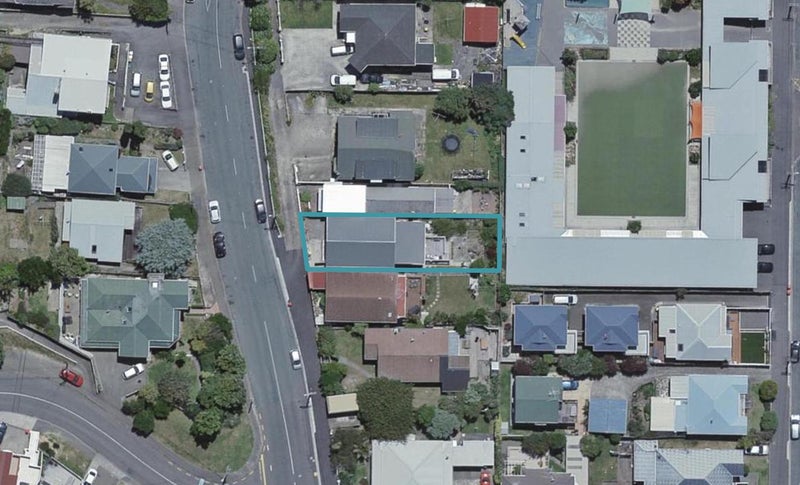 91 Queens Drive, Lyall Bay, Wellington - Carousel 1