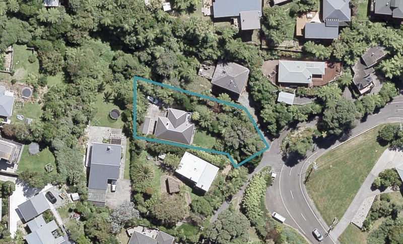 141 Normandale Road, Normandale, Lower Hutt - Carousel 1