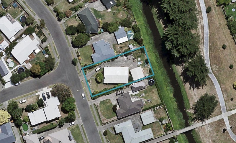 11 Exeter Crescent, Pirimai, Napier - Carousel 1