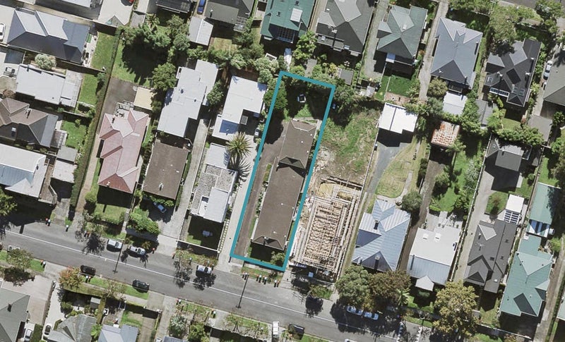 4/0 Dexter Avenue, Balmoral, Auckland - Carousel 1