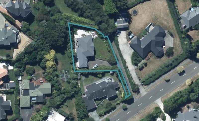 79 Joseph Banks Drive, Whitby, Porirua - Carousel 1
