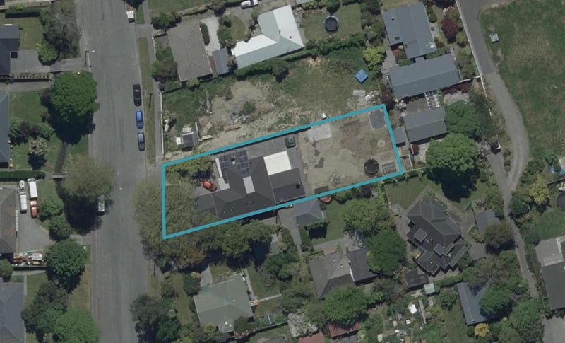 12 Brookside Terrace, Bryndwr, Christchurch - Carousel 1