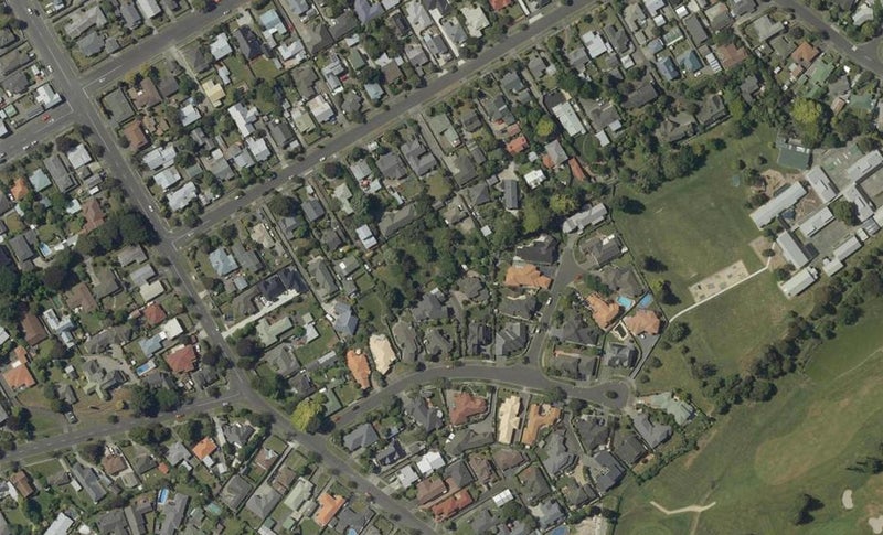 17 Balmoral Drive, Terrace End, Palmerston North - Carousel 1