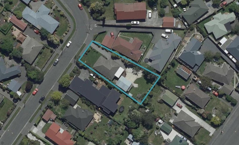 45 Bourne Crescent, Papanui, Christchurch - Carousel 1