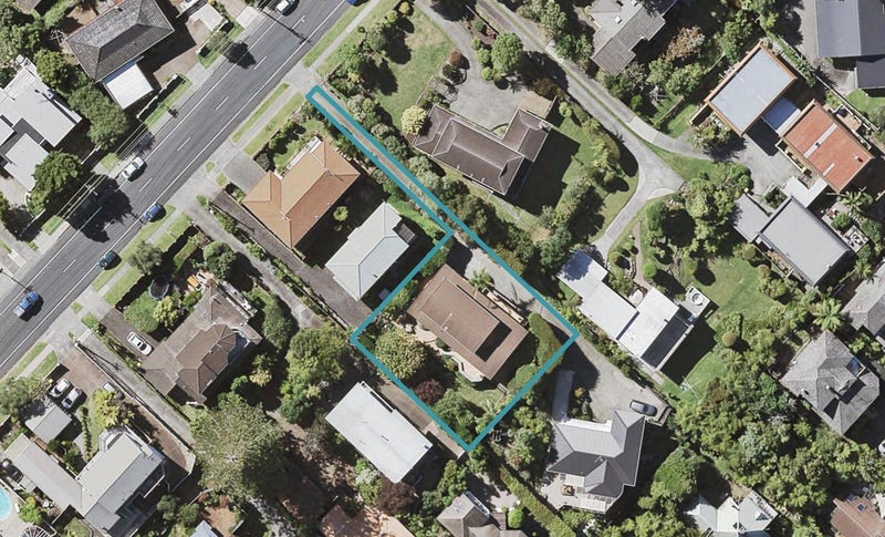 23 Aberdeen Road, Castor Bay, Auckland - Carousel 1