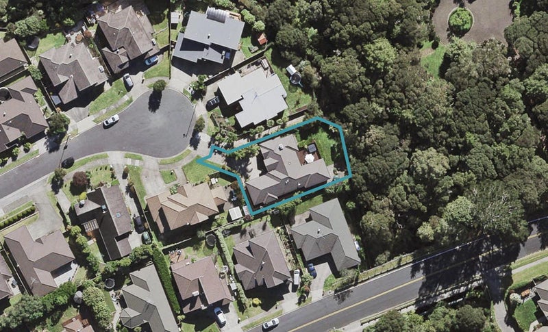 15 Kunzea Place, Greenhithe, Auckland - Carousel 1