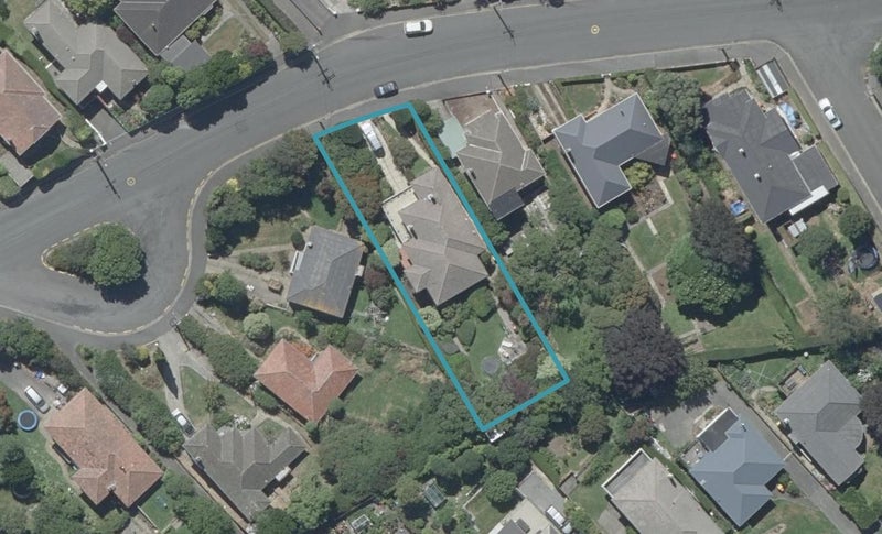 172 Signal Hill Road, Opoho, Dunedin - Carousel 1