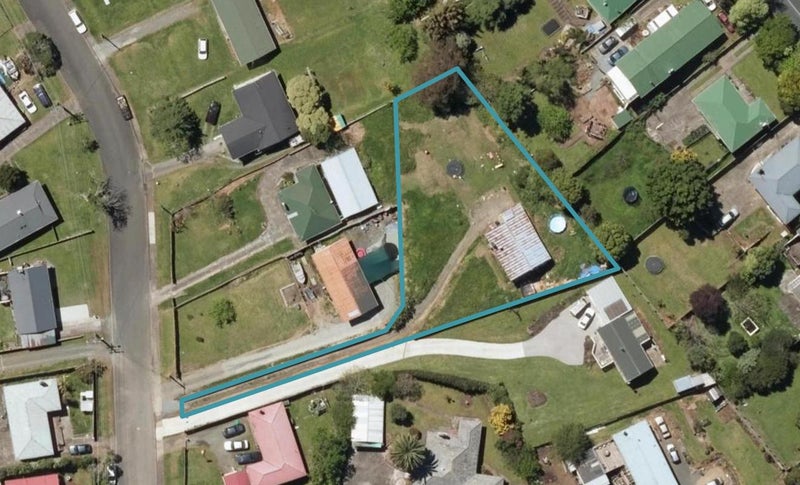23 Charles Street, Kamo, Whangarei - Carousel 1