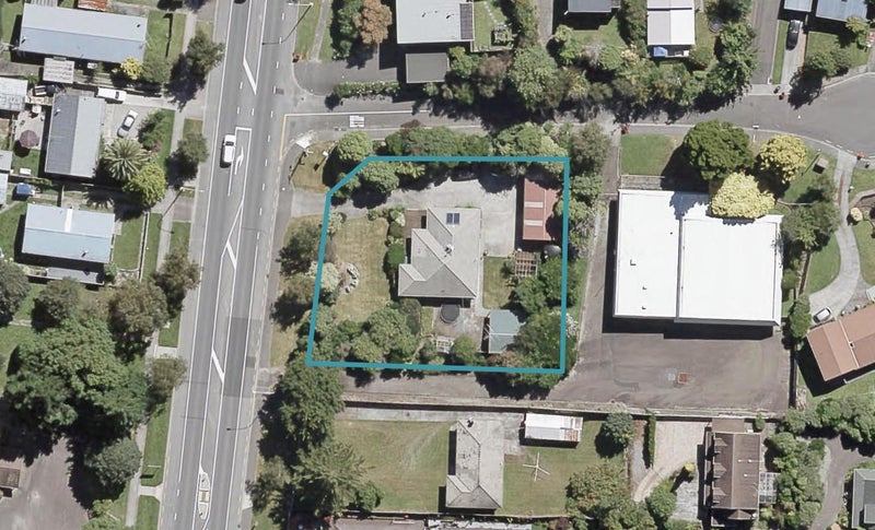 1292 Fergusson Drive, Brown Owl, Upper Hutt - Carousel 1