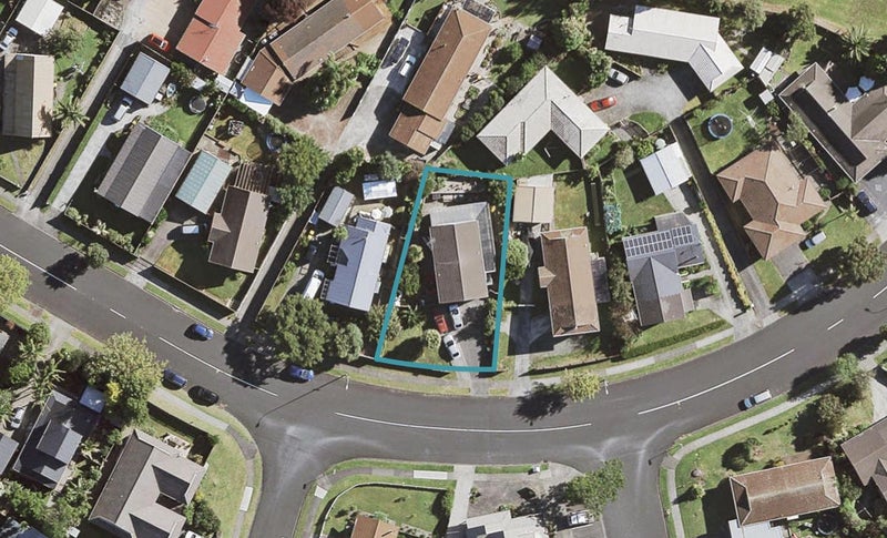 111 Carnoustie Drive, Wattle Downs, Auckland - Carousel 1