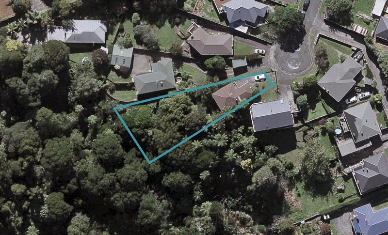 12 Tasman Street, Vogeltown, New Plymouth - Carousel 1