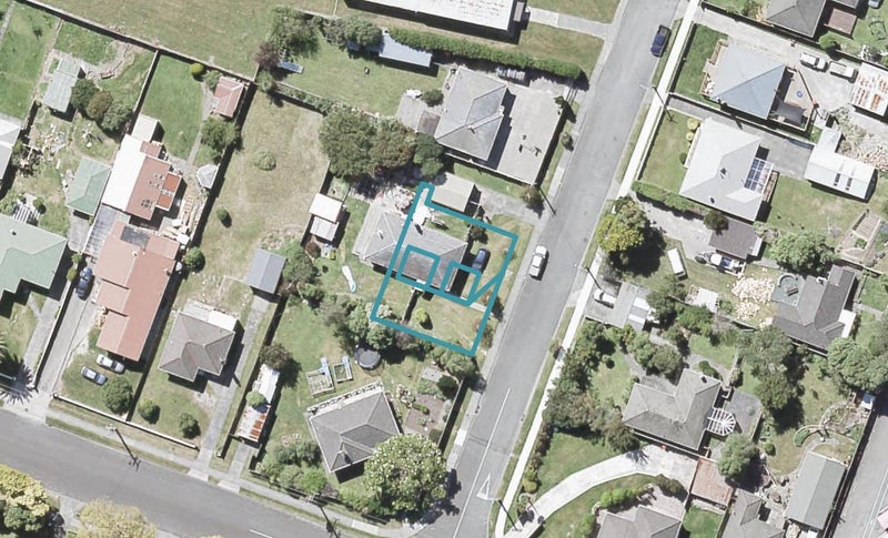 2/6 Peel Place, Wainuiomata, Lower Hutt - Carousel 1