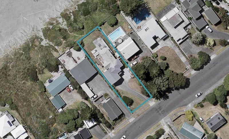 141 Tutere Street, Waikanae Beach, Waikanae - Carousel 1