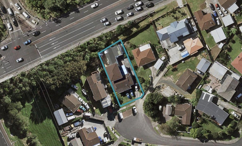 11 Jontue Place, Clover Park, Auckland - Carousel 1