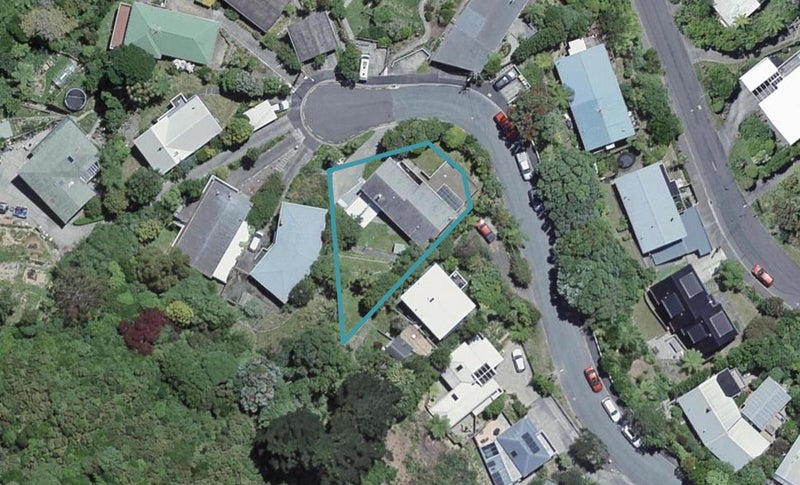 27 Doris Gordon Crescent, Crofton Downs, Wellington - Carousel 1