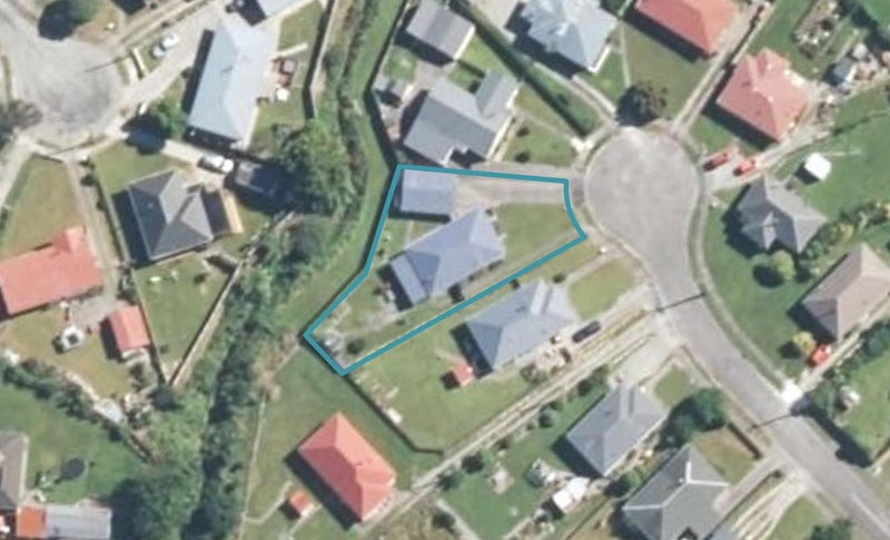 12 Barkley Place, Cobden, Greymouth - Carousel 1