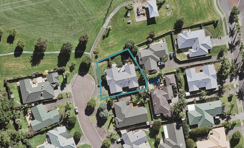 17 Syracuse Place, Albany, Auckland - Carousel 1