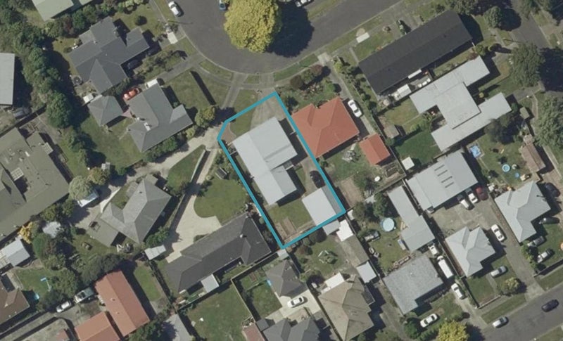 3 Tabak Crescent, Takaro, Palmerston North - Carousel 1