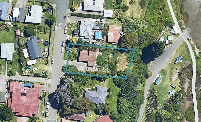 8 Te Kaponga Street, Brookfield, Tauranga - Carousel 1