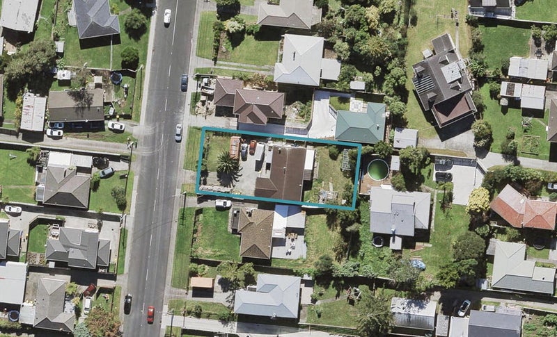 173 Rathgar Road, Henderson, Auckland - Carousel 1
