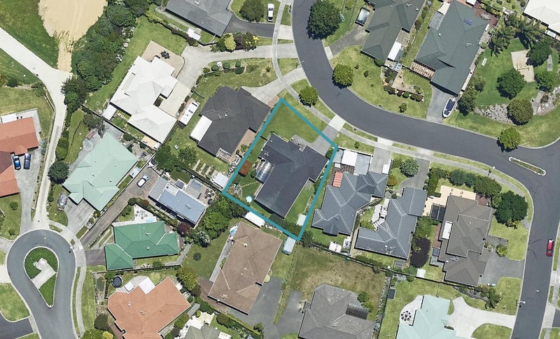 9 Arrowfield Drive, Pyes Pa, Tauranga - Carousel 1